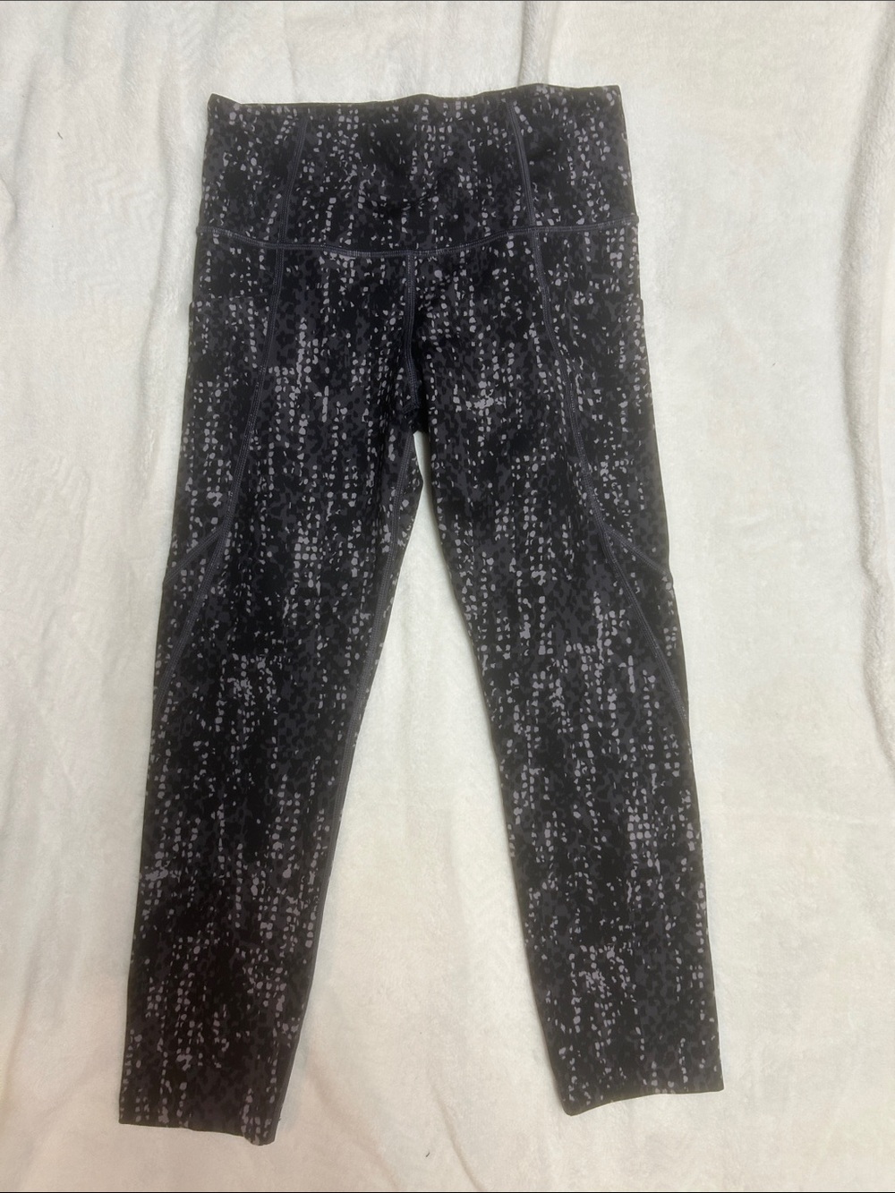 Athleta Women’s Leggings Black Speckle Print Size Small